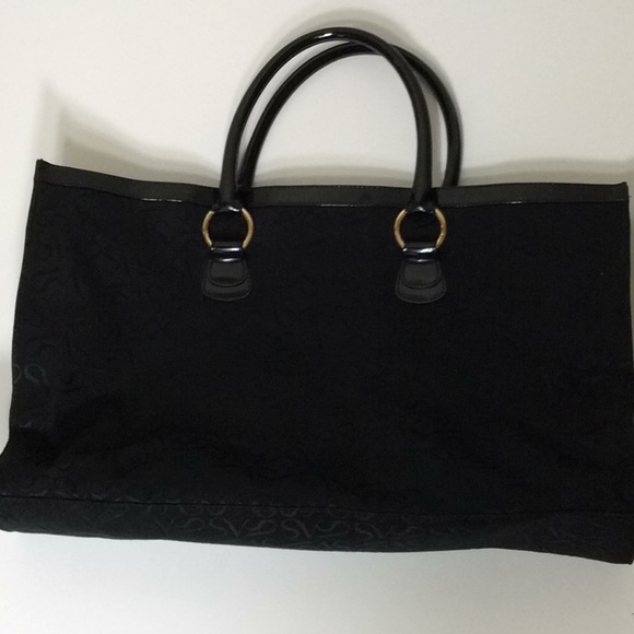 Vera Wang Black Bag Great for Work! - Picture 4 of 8